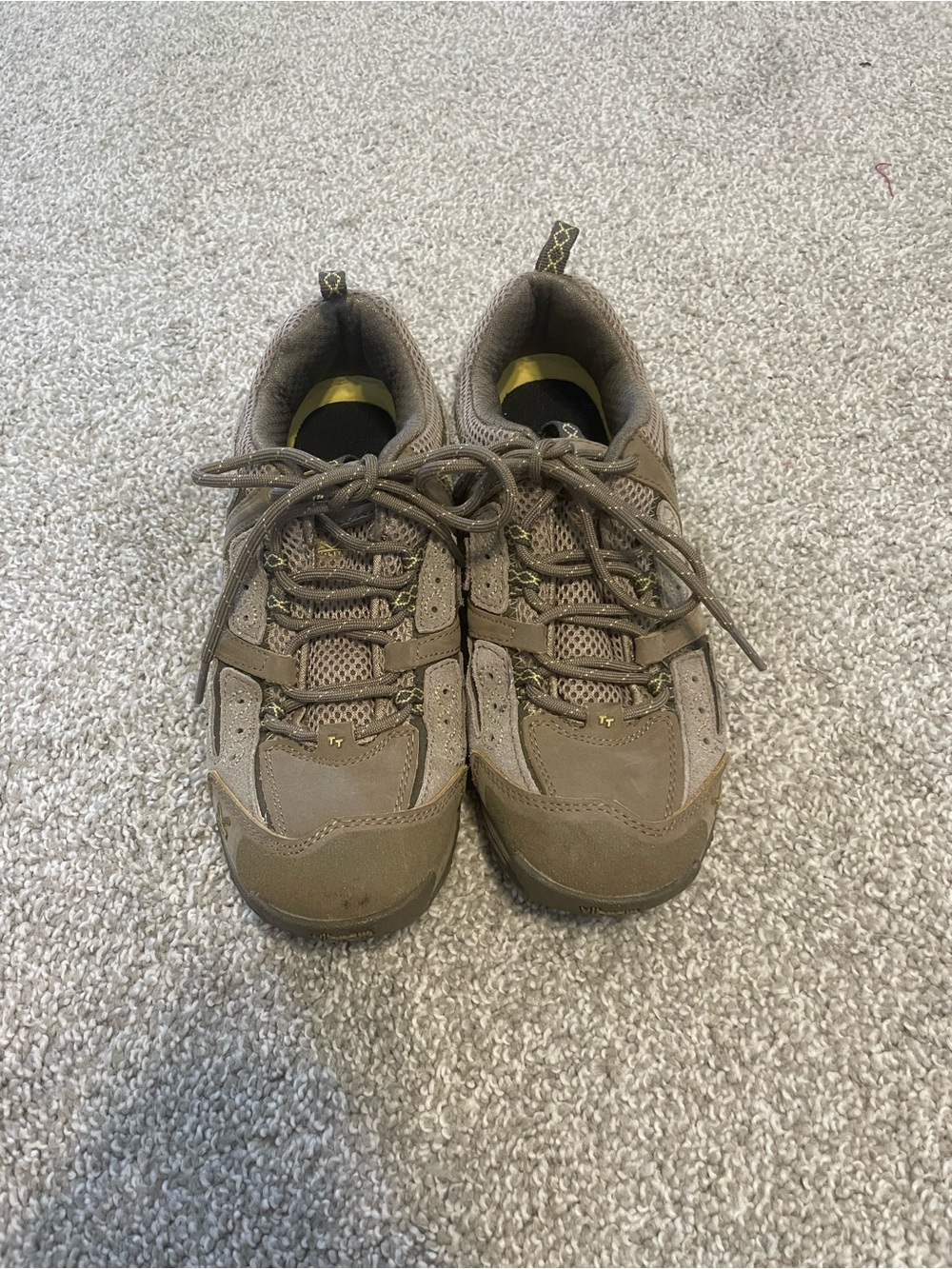 Hi-Tec Women's Trail Sneakers in Brown with Olive Accent Size 7.5